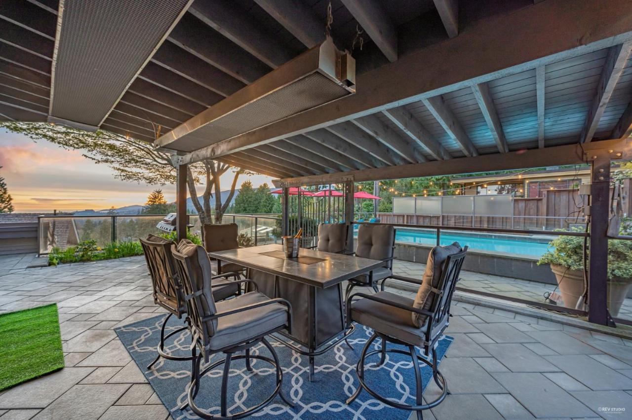 נורת וונקובר Grouse Cheerful Large Private Bedroom, Bath, Shared Deck, Pool, Hot Tub מראה חיצוני תמונה