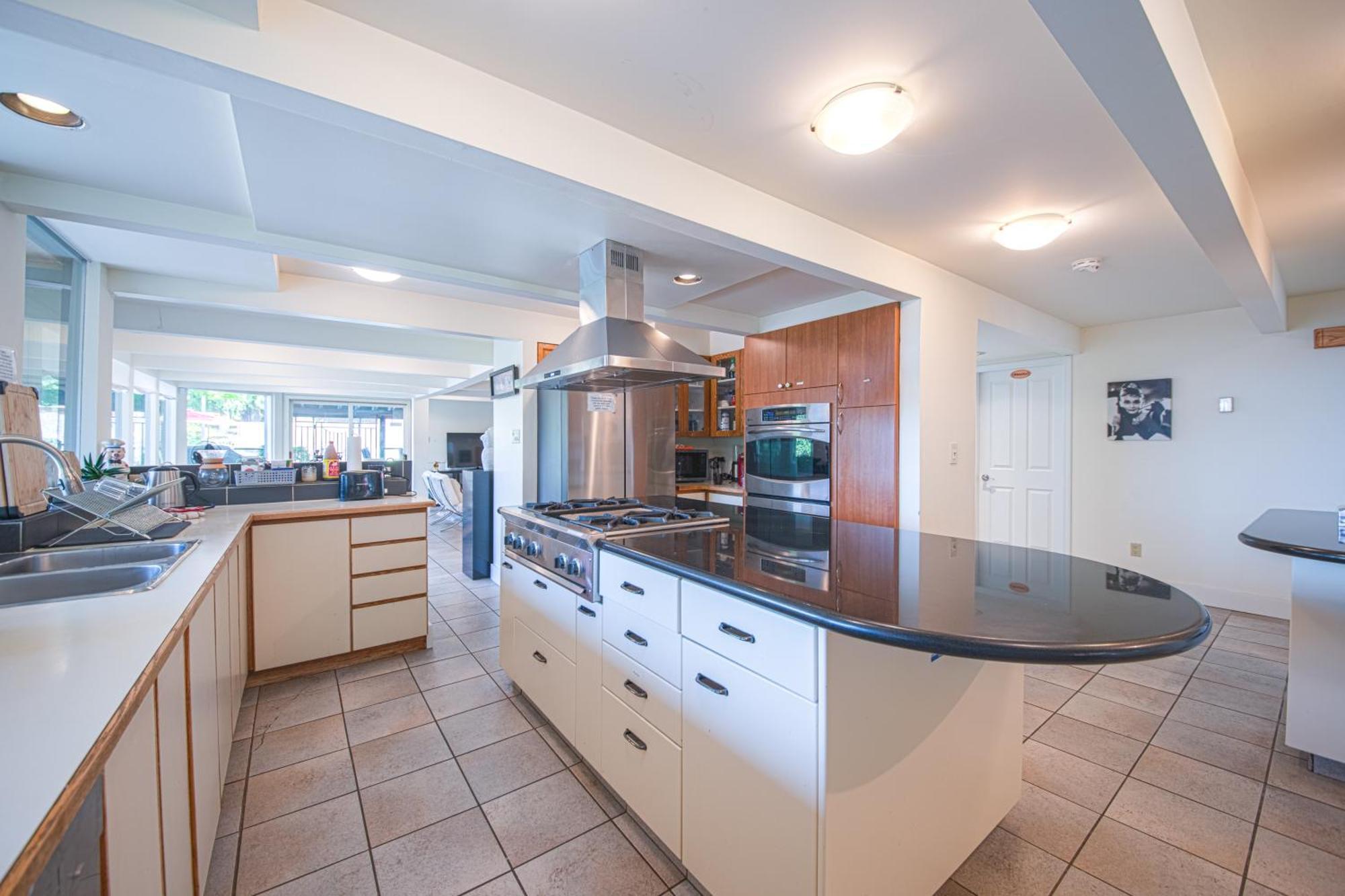 נורת וונקובר Grouse Cheerful Large Private Bedroom, Bath, Shared Deck, Pool, Hot Tub מראה חיצוני תמונה