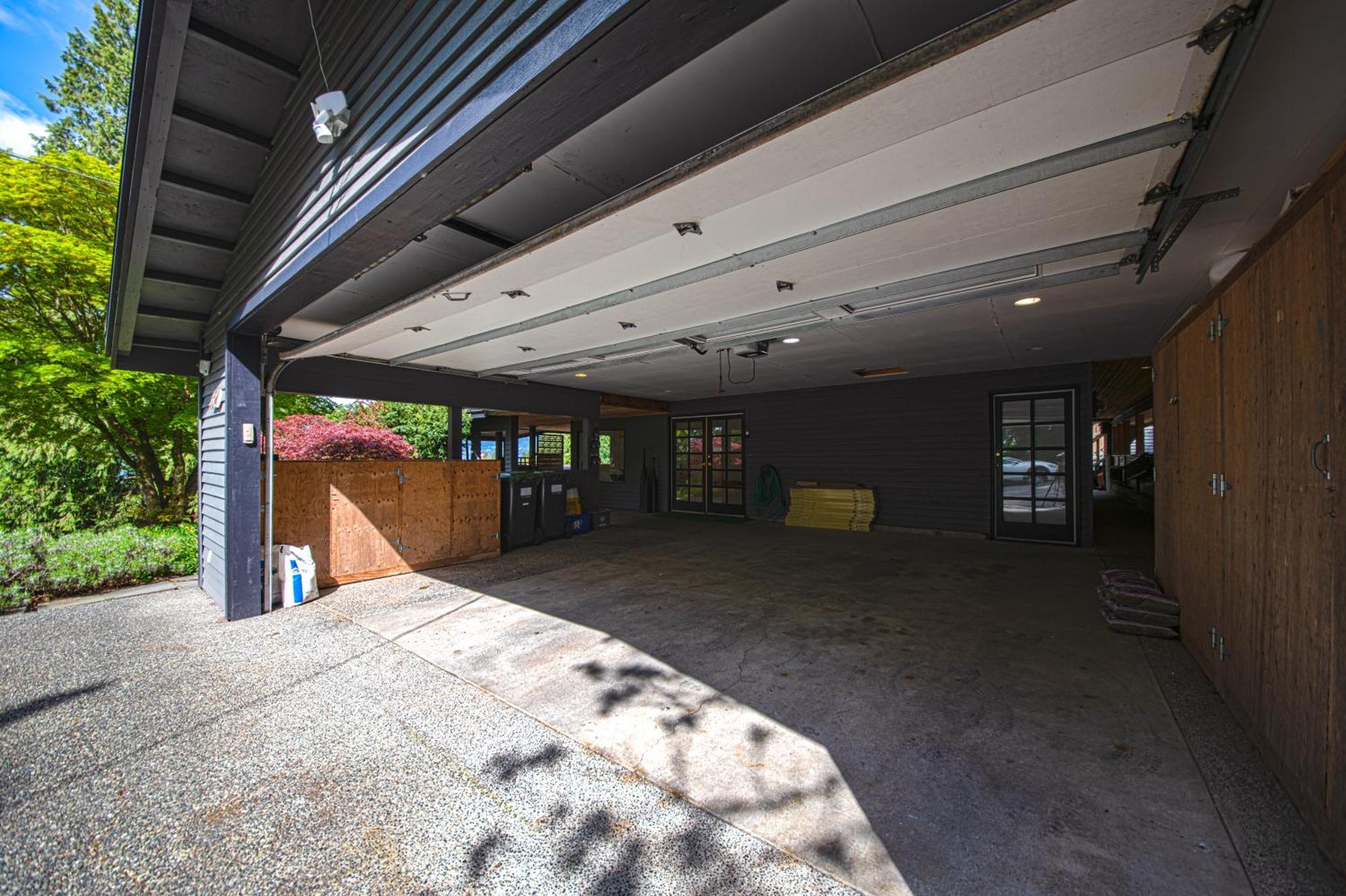 נורת וונקובר Grouse Cheerful Large Private Bedroom, Bath, Shared Deck, Pool, Hot Tub מראה חיצוני תמונה
